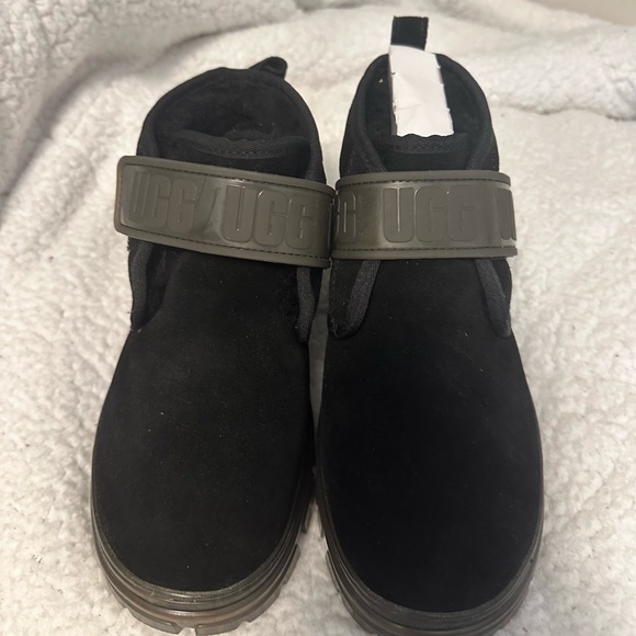 UGG boots Women’s size 8 - Picture 2 of 3